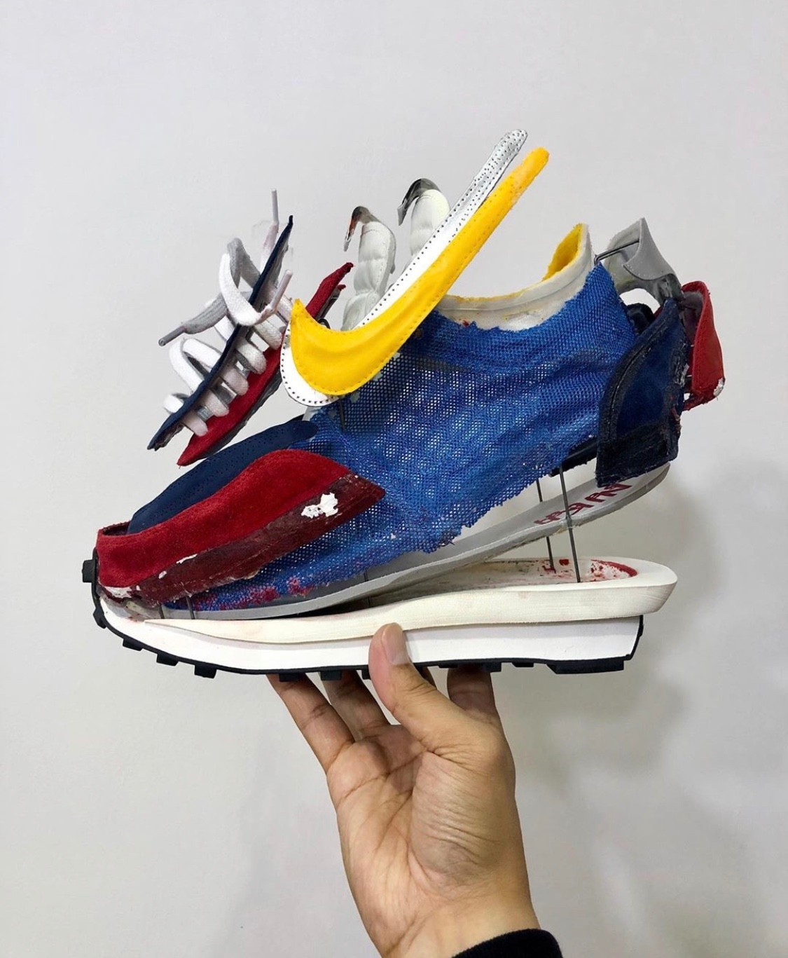 完美诠释视觉解构!sacai x nike ldwaffle模型摆着也超酷!