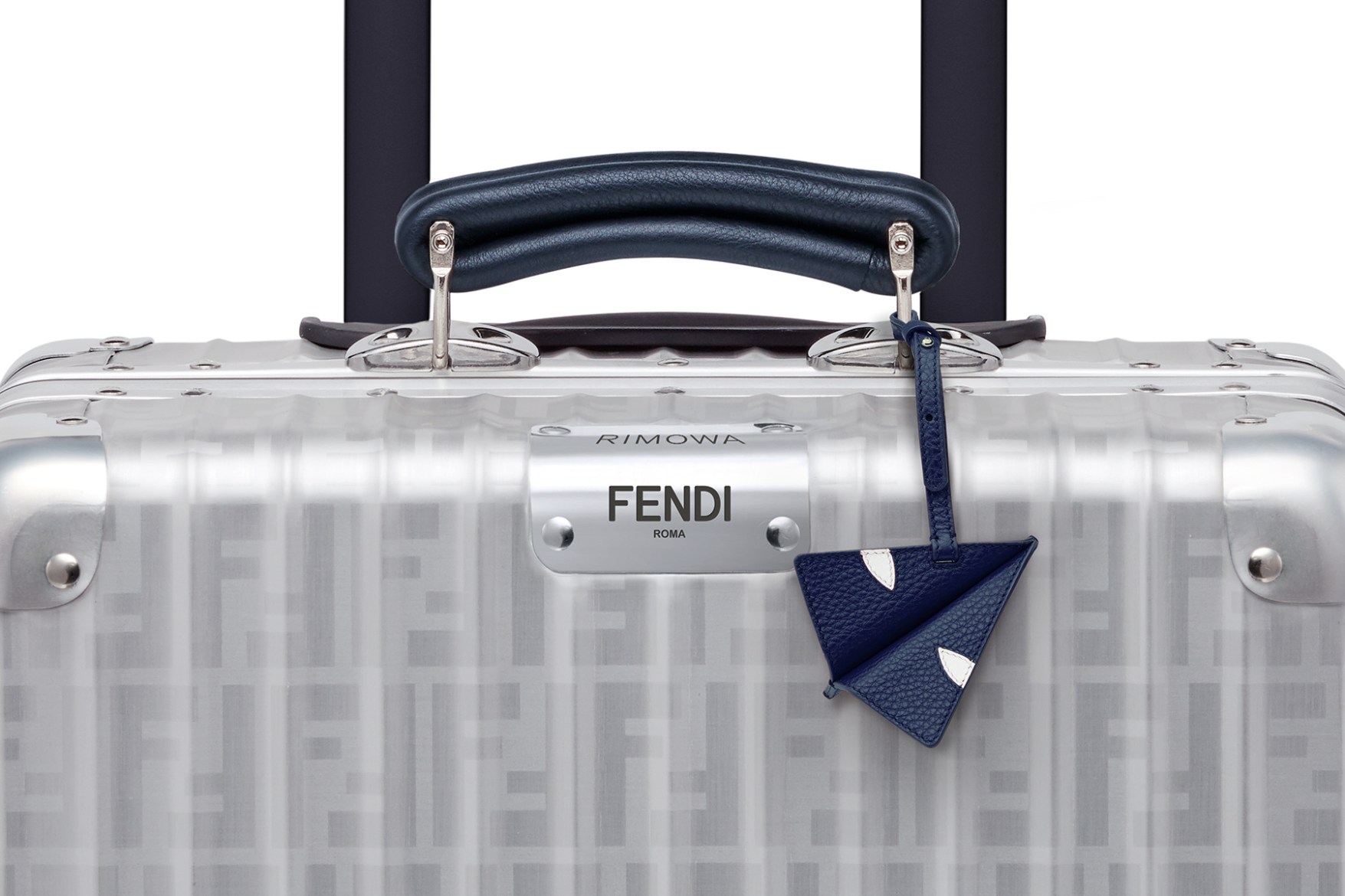 全新rimowa logo加持!rimowa x fendi行李箱發售全公開!