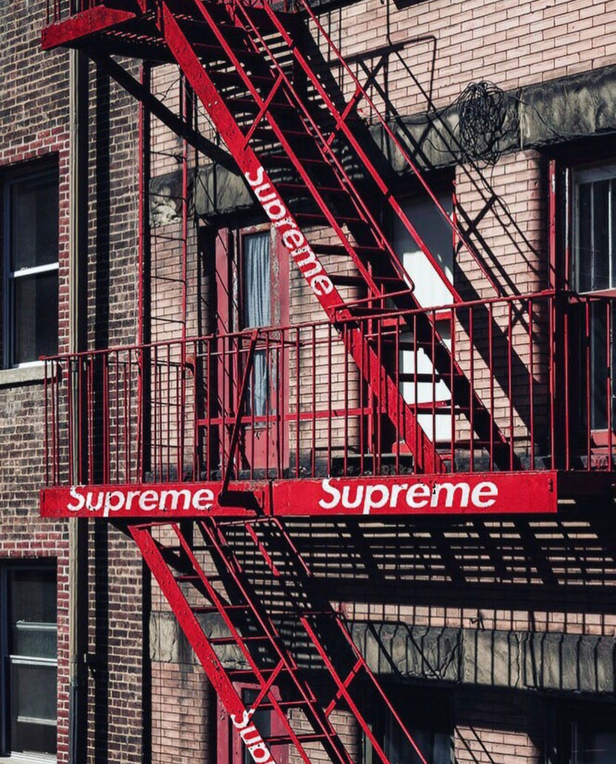 supreme box logo的房子很酷炫?