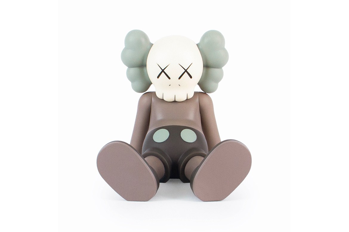 这次kaws: holiday大展周边要哄抢!